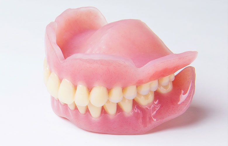 東京神楽坂歯科　入れ歯・義歯治療